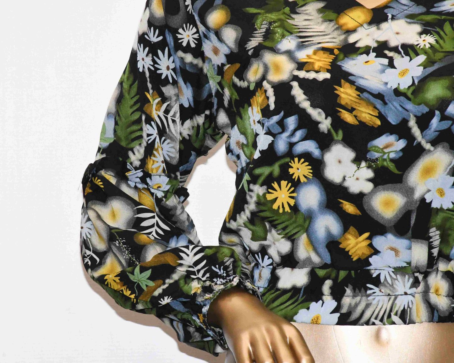 Crop Top Waist Grip-Black Floral
