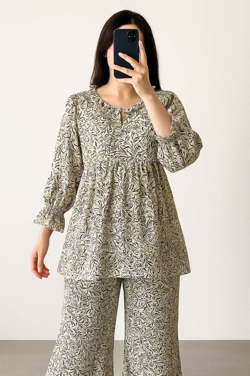 Co-Ord Set Frilled Neck-Black/Grey