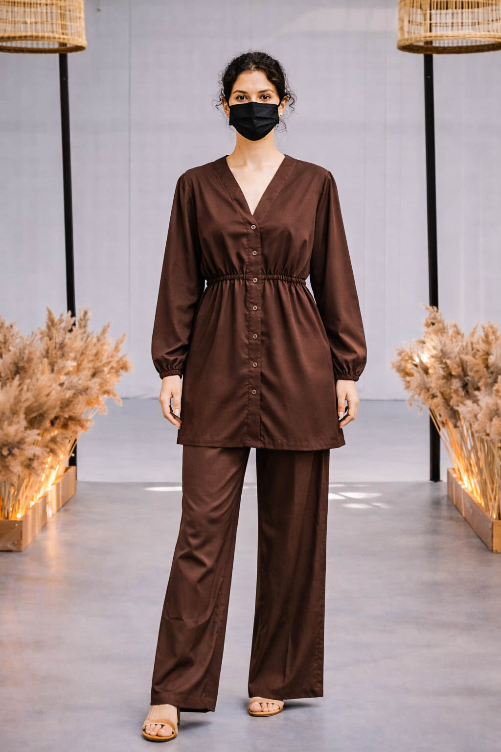 Co-Ord Set V Button Neck-Brown