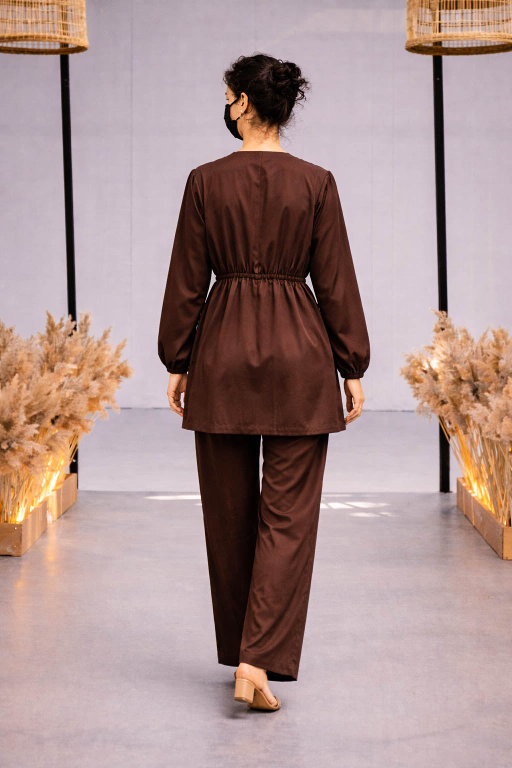 Co-Ord Set V Button Neck-Brown