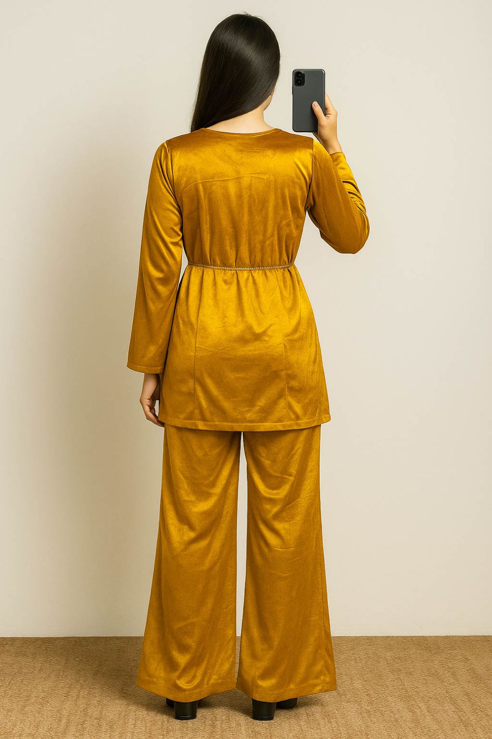 Co-Ord Set Velvet Waist Chain -Honey Yellow