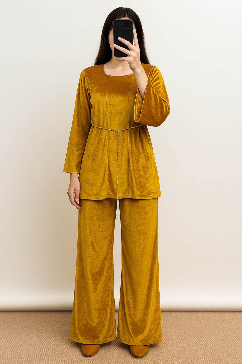 Co-Ord Set Velvet Waist Chain -Honey Yellow