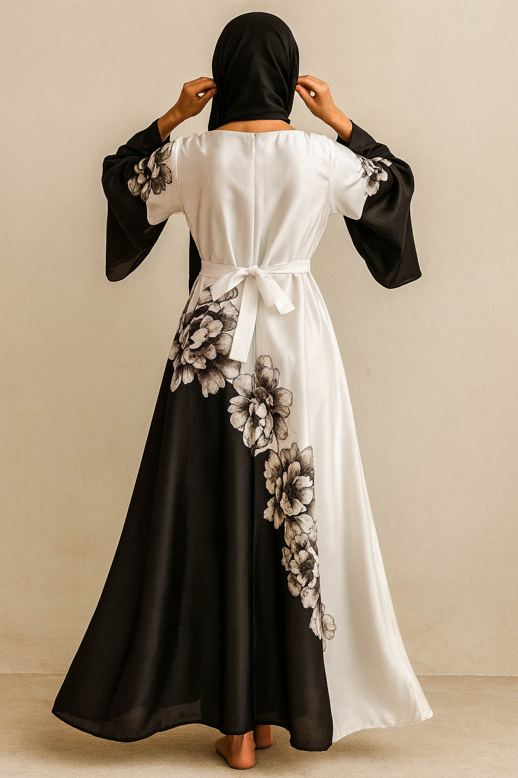 Bold Blossom Silk Maxi-Monochrome Floral Diagonal Print