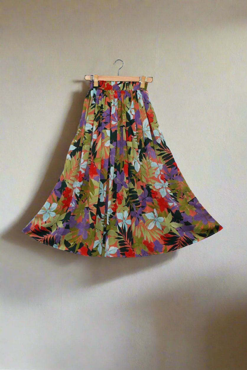 Teen Age Skirt-Vacation Style