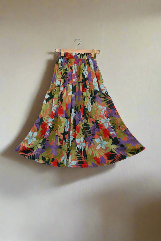 Teen Age Skirt-Vacation Style