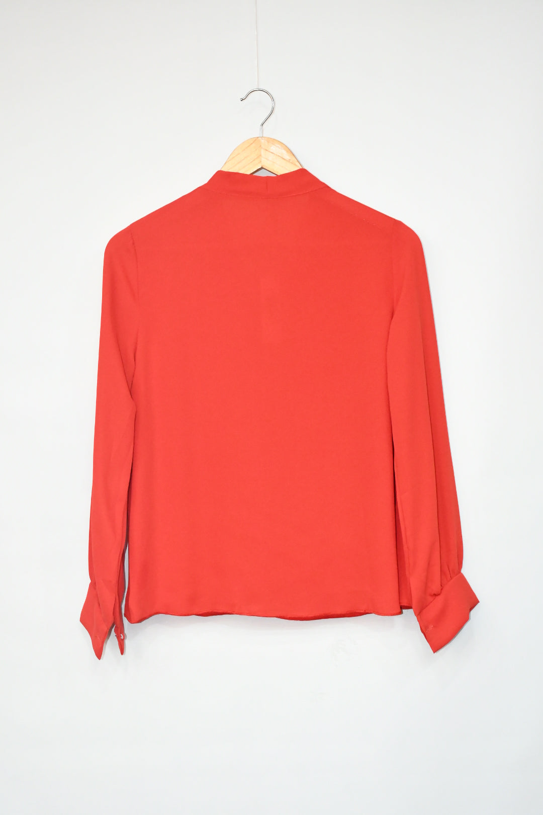 Top V neck buttoned-Candy Red
