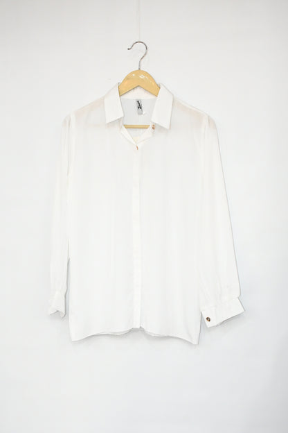 Top Front Open-Milky white